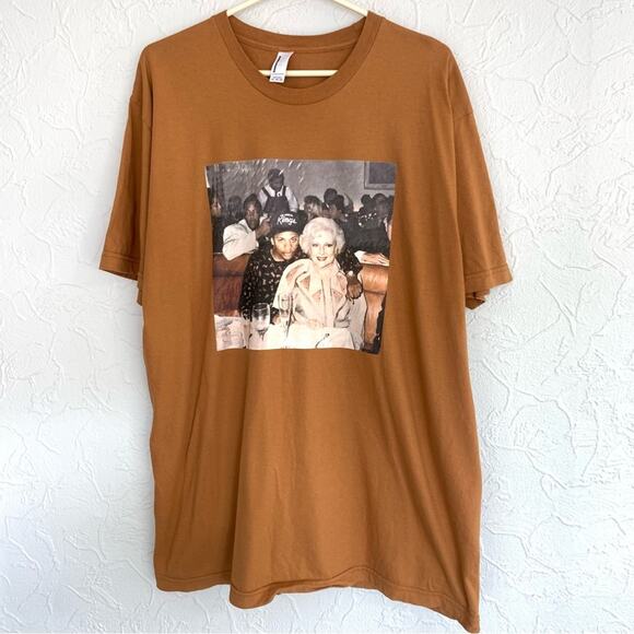 MENS TAN EAZY-E BETTY STREETWEAR GRAPHIC SHIRT SIZE XL NICE - Picture 1 of 3